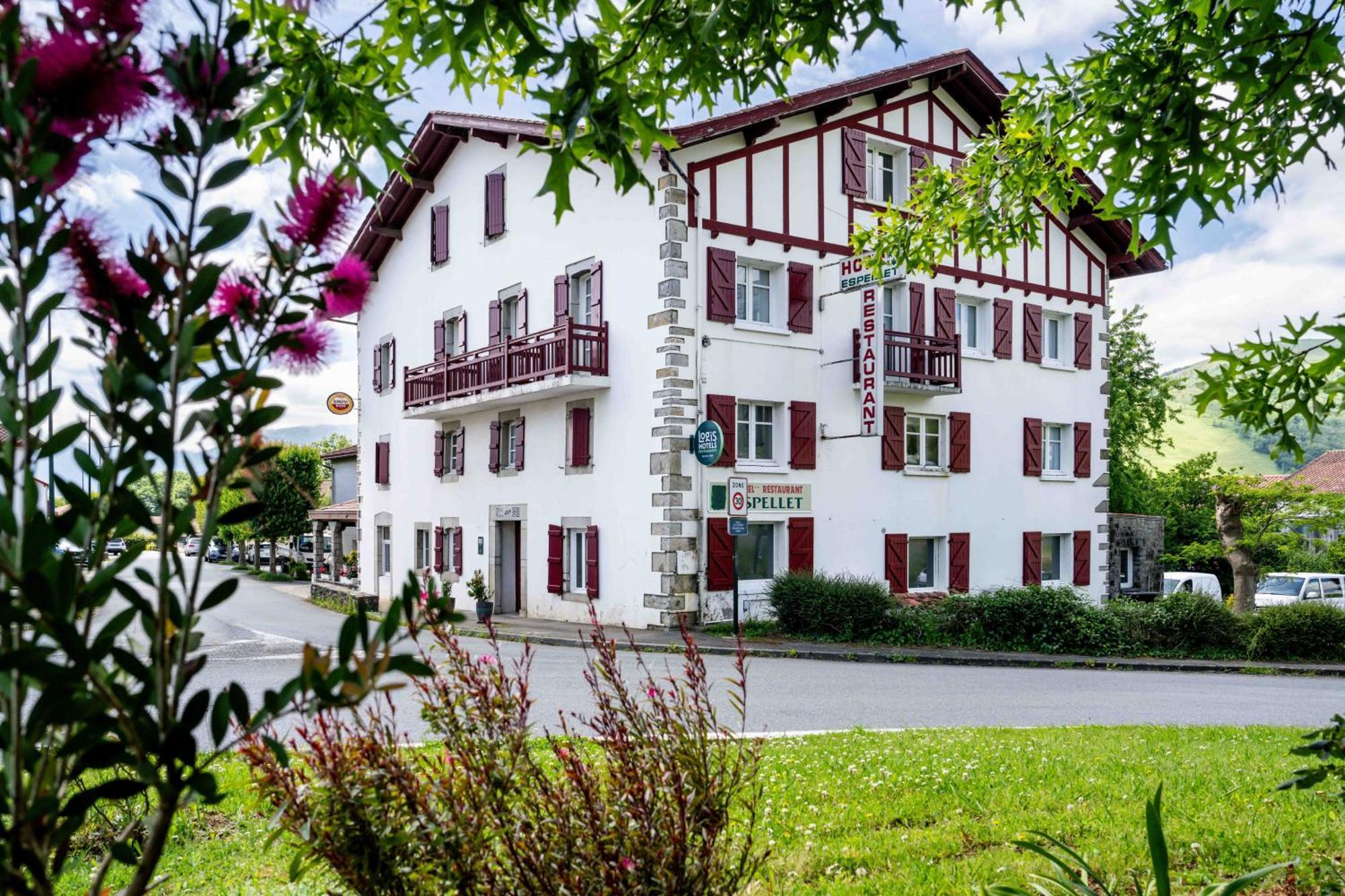 Logis Hotel Restaurant Espelletenia Larceveau-Arros-Cibits Exterior photo